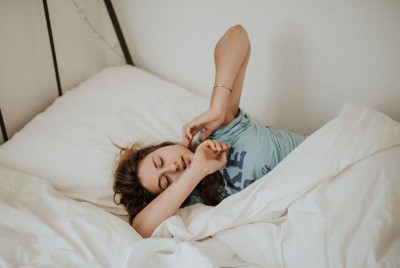 Τι μας συμβαίνει όταν δεν κοιμόμαστε αρκετά;