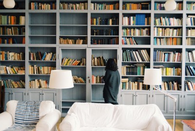 Μια βιβλιοθήκη στο σπίτι έχει σημαντική επίδραση στο γνωστικό επίπεδο των παιδιών