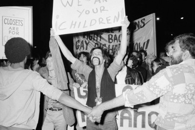 15 Δεκεμβρίου 1973 αφαιρέθηκε η ομοφυλοφιλία από τις λίστες των ψυχικών διαταραχών