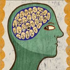 σκίτσο ανθρώπινου κεφαλιού στο οποίο έχει πολλές φιγούρες κεφαλιού στον εγκέφαλό του