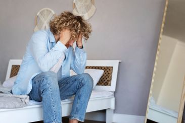 10 σωματικά συμπτώματα που ίσως να σηματοδοτούν υποκείμενο άγχος