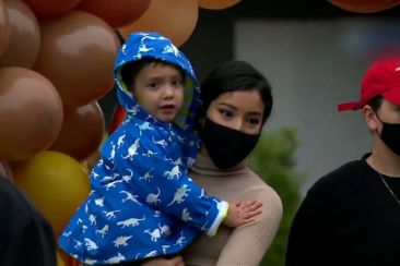 Συγκινητική παρέλαση για τα γενέθλια 5χρονου που ορφάνεψε λόγω Covid
