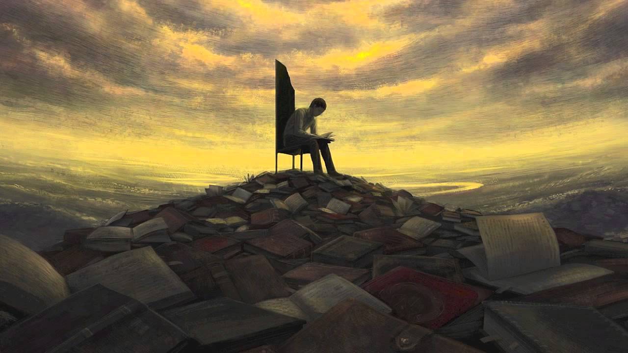 άντρας κάθεται σε καρέκλα διαβάζοντας ένα βιβλίο πάνω σε ένα βουνό από βιβλία